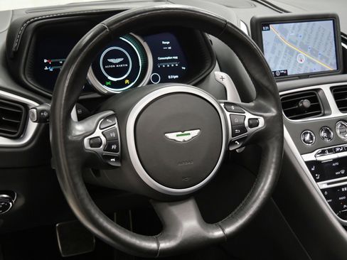Used 2019 Aston Martin DB11 Volante image 14