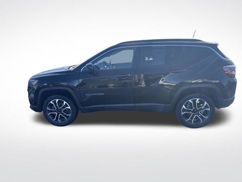 Used 2022 Jeep Compass Limited image 5