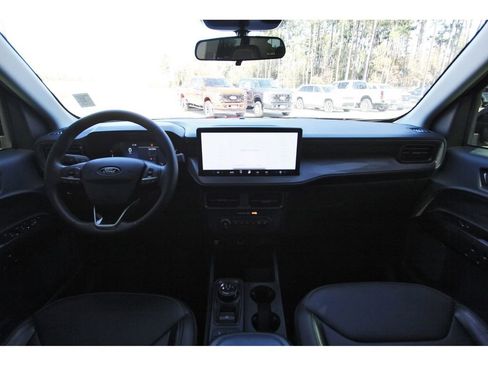 Used 2025 Ford Maverick Lobo image 12