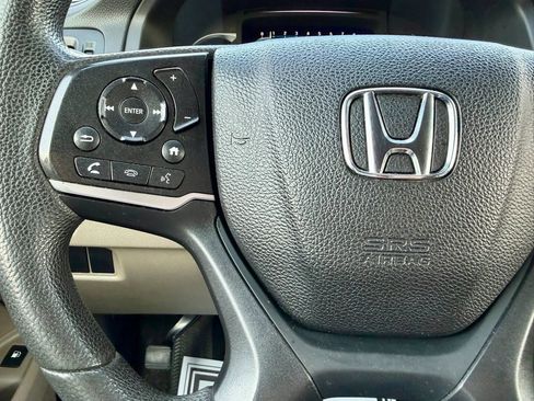 Used 2021 Honda Pilot EX image 30