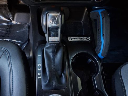 Used 2022 Ford Bronco Black Diamond image 11