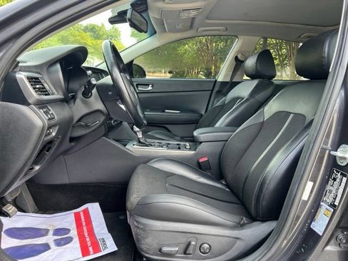 Used 2019 Kia Optima S w/ S Panoramic Sunroof Package FWD image 10