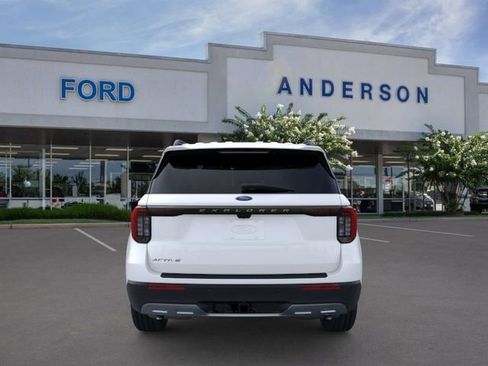 New 2026 Ford Explorer Active w/ Active Comfort Package image 5
