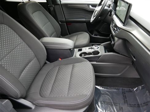 Certified 2023 Ford Escape Active w/ Tech Pack #2 image 8