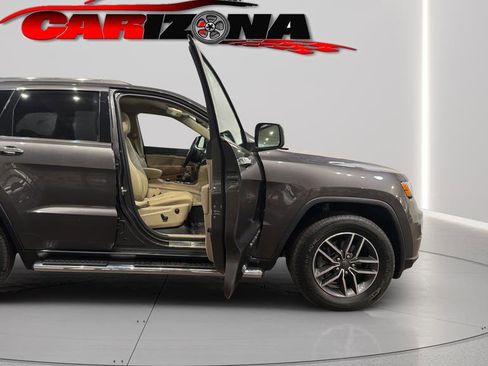 Used 2019 Jeep Grand Cherokee Limited w/ Mopar Chrome Edition Group image 16