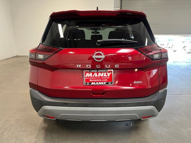 Used 2023 Nissan Rogue S AWD/4WD image 4