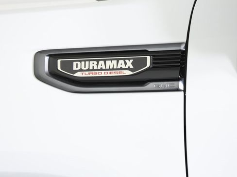 Used 2023 GMC Sierra 1500 AT4 w/ Technology Package image 10