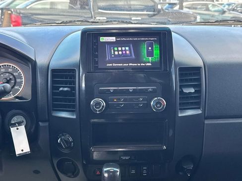 Used 2013 Nissan Titan SV image 41