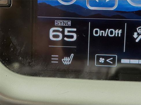 Used 2022 Subaru Outback Premium image 20