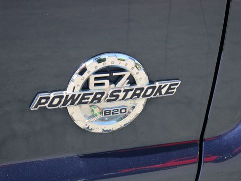 Used 2013 Ford F250 Lariat w/ Lariat Interior Pkg AWD/4WD image 31