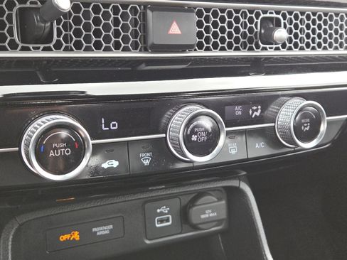 Used 2024 Honda Civic Sport image 28