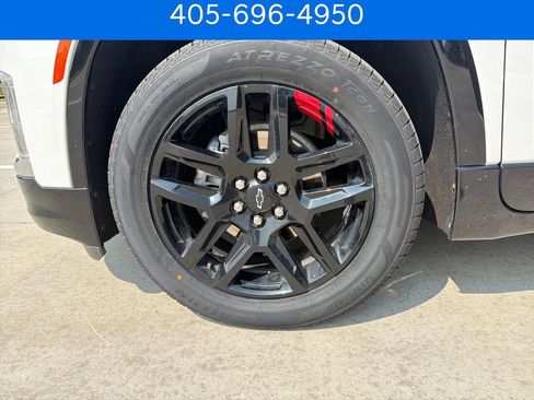 Used 2022 Chevrolet Traverse Premier w/ Redline Edition FWD image 28