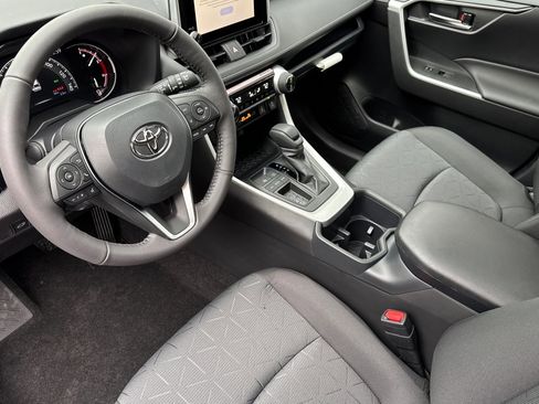 New 2025 Toyota RAV4 XLE image 10
