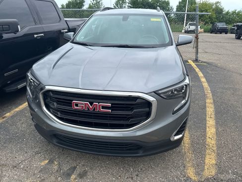 Used 2019 GMC Terrain SLE w/ Driver Convenience Package FWD image 29