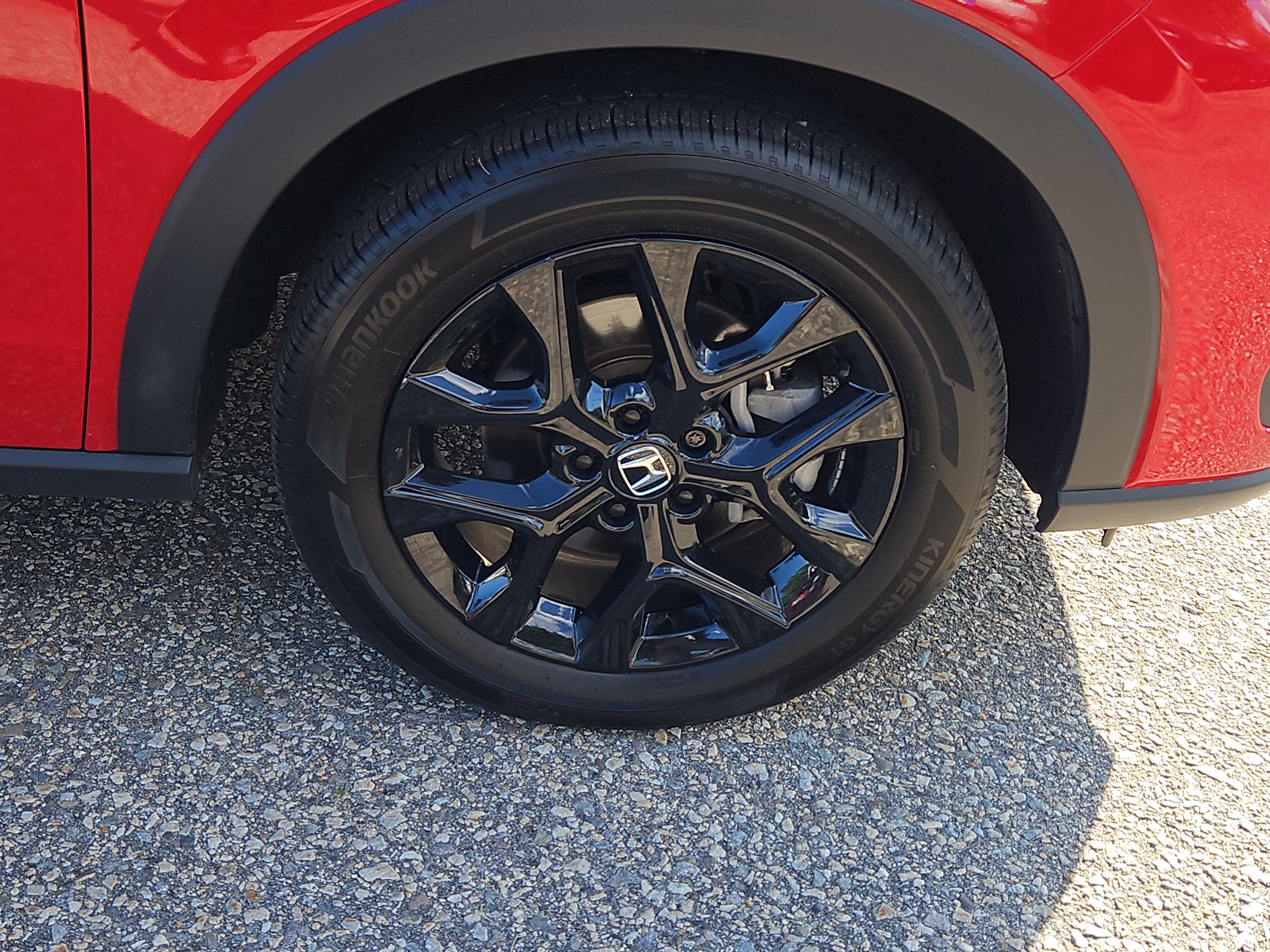 Certified 2025 Honda HR-V Sport image 21