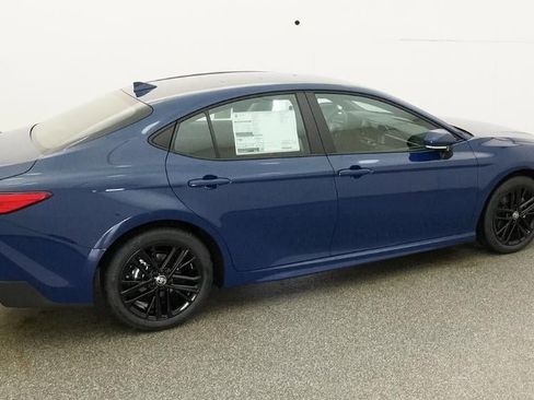 New 2026 Toyota Camry SE FWD image 10