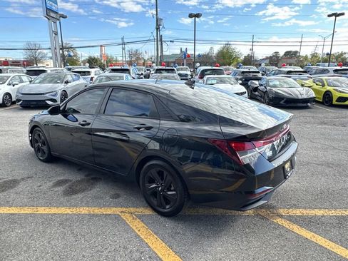 Used 2021 Hyundai Elantra SEL image 6