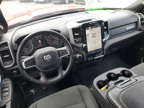 Used 2024 RAM 2500 Big Horn w/ Sport Appearance Package image 23