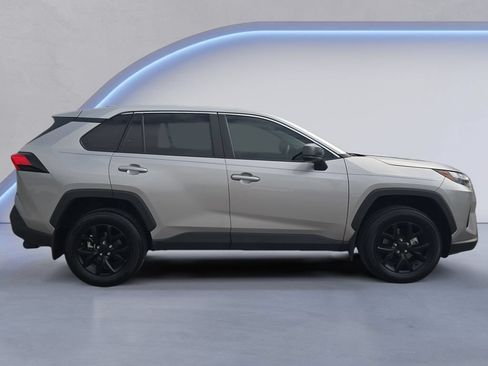 Used 2025 Toyota RAV4 LE FWD image 7