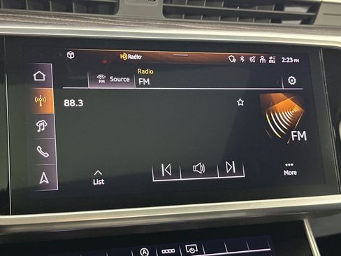 Used 2025 Audi A6 Premium Plus w/ Premium Plus Package image 16