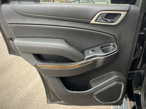 Used 2018 GMC Yukon Denali w/ Denali Ultimate Package image 25