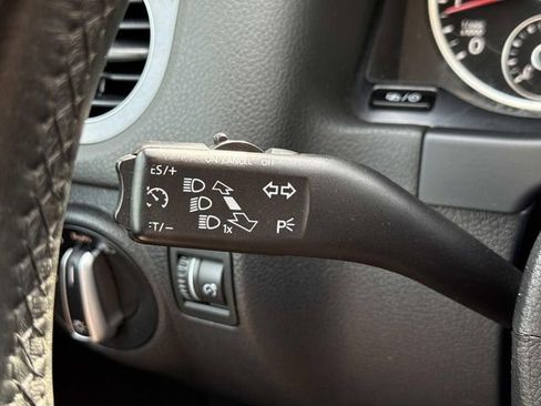 Used 2016 Volkswagen Tiguan SEL FWD image 27