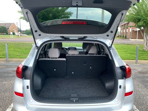 Used 2019 Hyundai Tucson SE FWD image 5