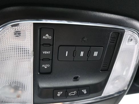 Used 2021 Jeep Grand Cherokee Limited w/ Quick Order Package 28K 80th RWD image 29