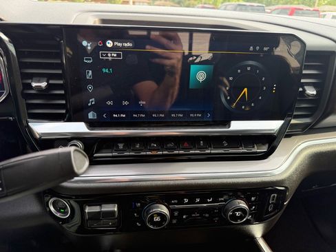 Used 2025 Chevrolet Silverado 2500 High Country w/ High Country Premium Package image 22