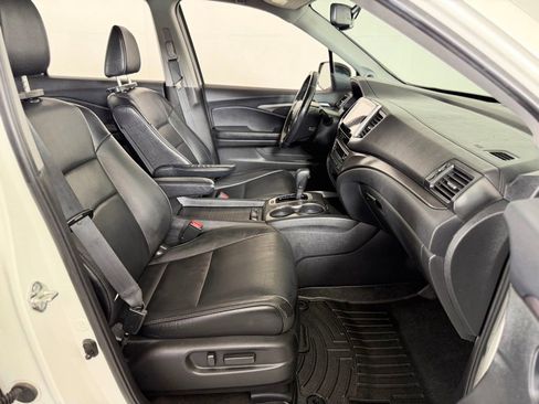 Used 2018 Honda Pilot EX-L image 39