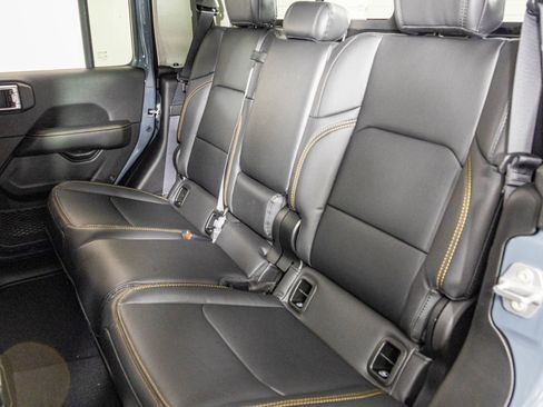 New 2026 Jeep Gladiator Sport image 38