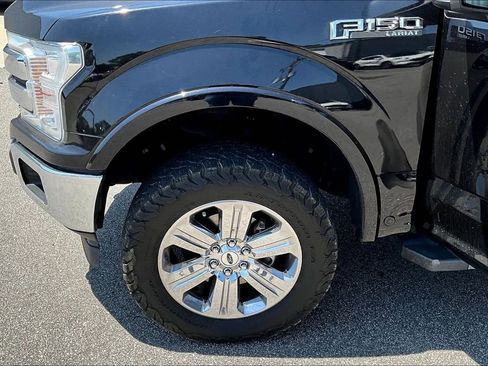 Used 2019 Ford F150 Lariat w/ Equipment Group 502A Luxury AWD/4WD image 9