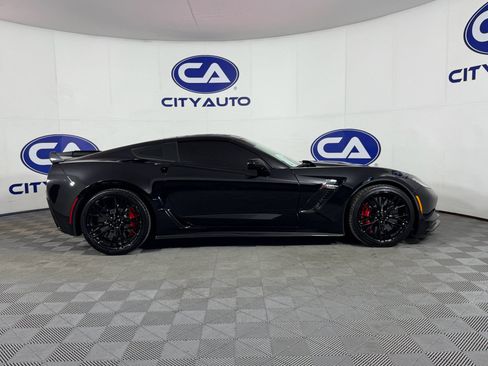 Used 2017 Chevrolet Corvette Z06 image 3