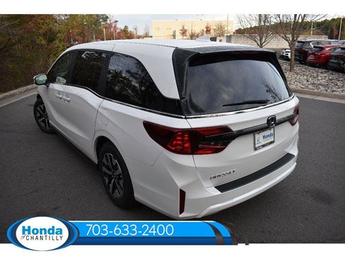 New 2026 Honda Odyssey EX-L image 8