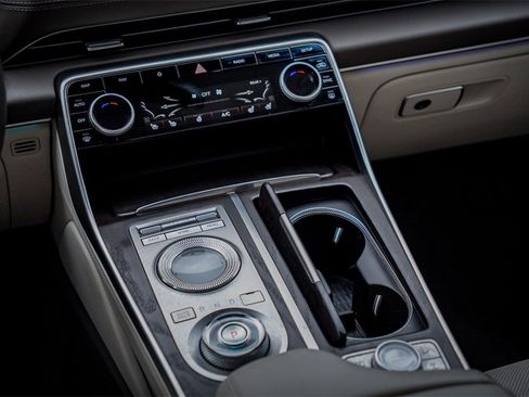 Used 2022 Genesis GV80 3.5T Advanced + image 30