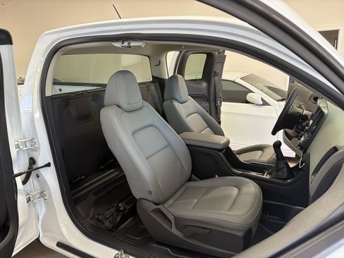 Used 2017 Chevrolet Colorado 2WD Extended Cab image 25