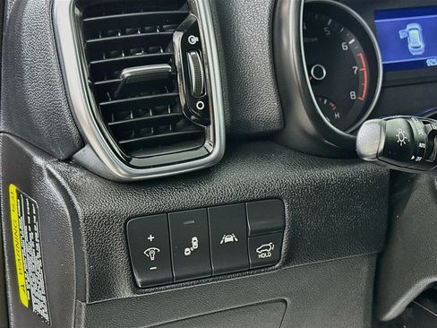 Used 2020 Kia Sportage EX FWD image 10