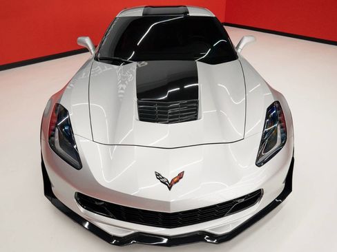 Used 2017 Chevrolet Corvette Grand Sport w/ Z07 Performance Package RWD image 6