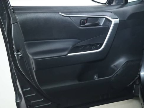 Used 2023 Toyota RAV4 LE image 15