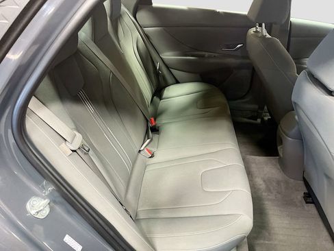 Used 2024 Hyundai Elantra SEL FWD image 25