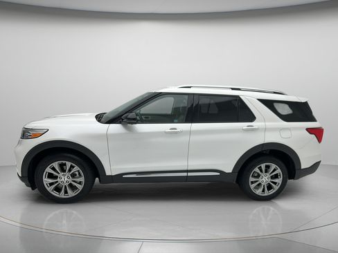 Used 2023 Ford Explorer Limited w/ Limited Technology Package AWD/4WD image 7