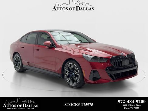 Used 2025 BMW i5 eDrive40i w/ M Sport Package RWD image 1