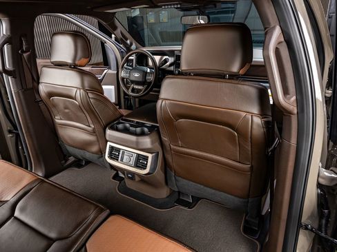 Used 2026 Ford F450 King Ranch w/ Chrome Package image 32