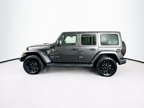Used 2022 Jeep Wrangler Sahara image 4