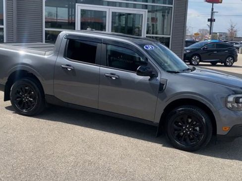 Certified 2024 Ford Maverick Lariat w/ Black Appearance Package FWD image 3