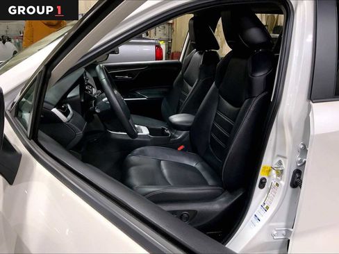 Certified 2022 Toyota RAV4 XLE Premium image 7