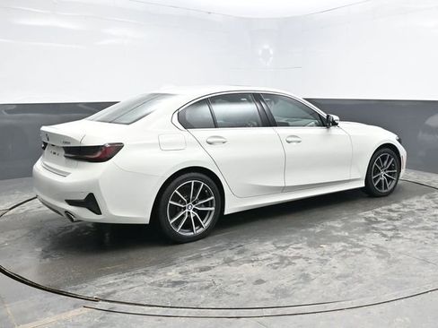 Used 2020 BMW 330i xDrive Sedan w/ Convenience Package image 7