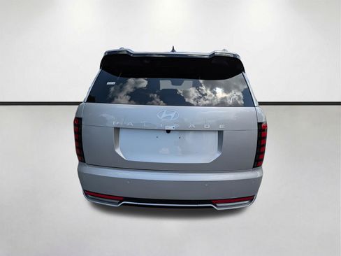 New 2026 Hyundai Palisade Calligraphy FWD image 5
