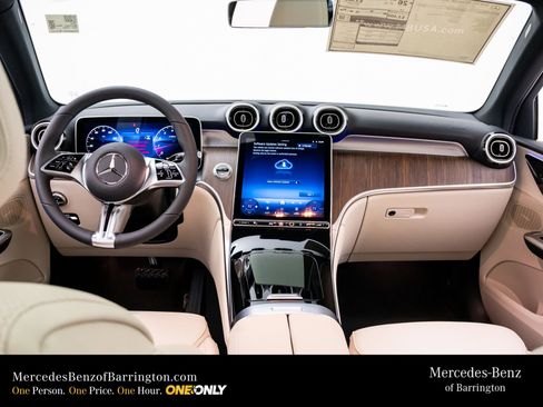 New 2026 Mercedes-Benz GLC 300 4MATIC image 11