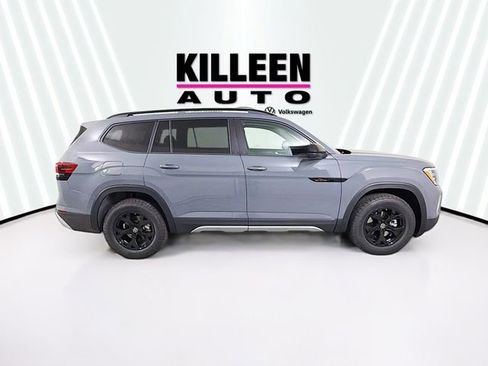 New 2026 Volkswagen Atlas Peak Edition AWD/4WD image 8